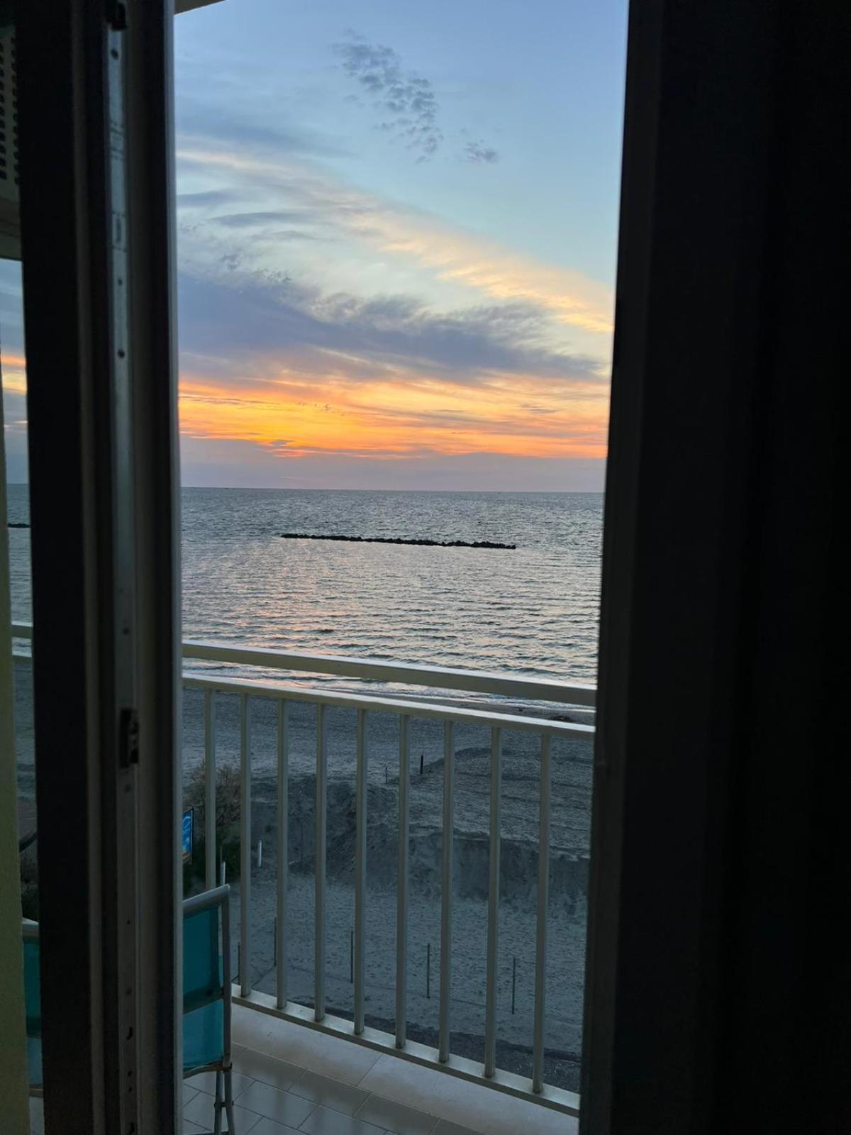 Giovanni In Romantic Adria On The Beach Apartment Lido di Pomposa Ngoại thất bức ảnh